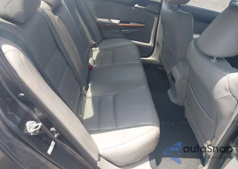 2012 Honda Accord 2.4 Ex-L z USA, uszkodzony, nr VIN 1HGCP2F81CA032800